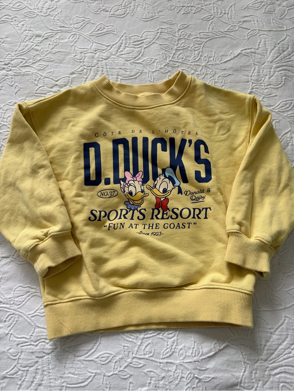 H&M D. Duck's Yellow Crewneck Sweater - Donald & Daisy Graphic 3/4t